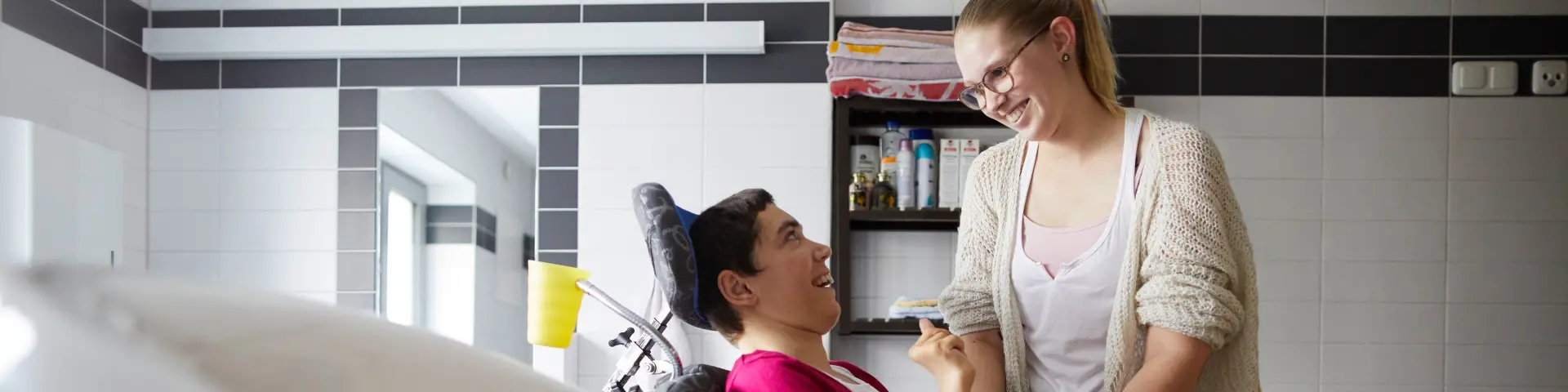 abfa6a91-6e4e3d30@1920w